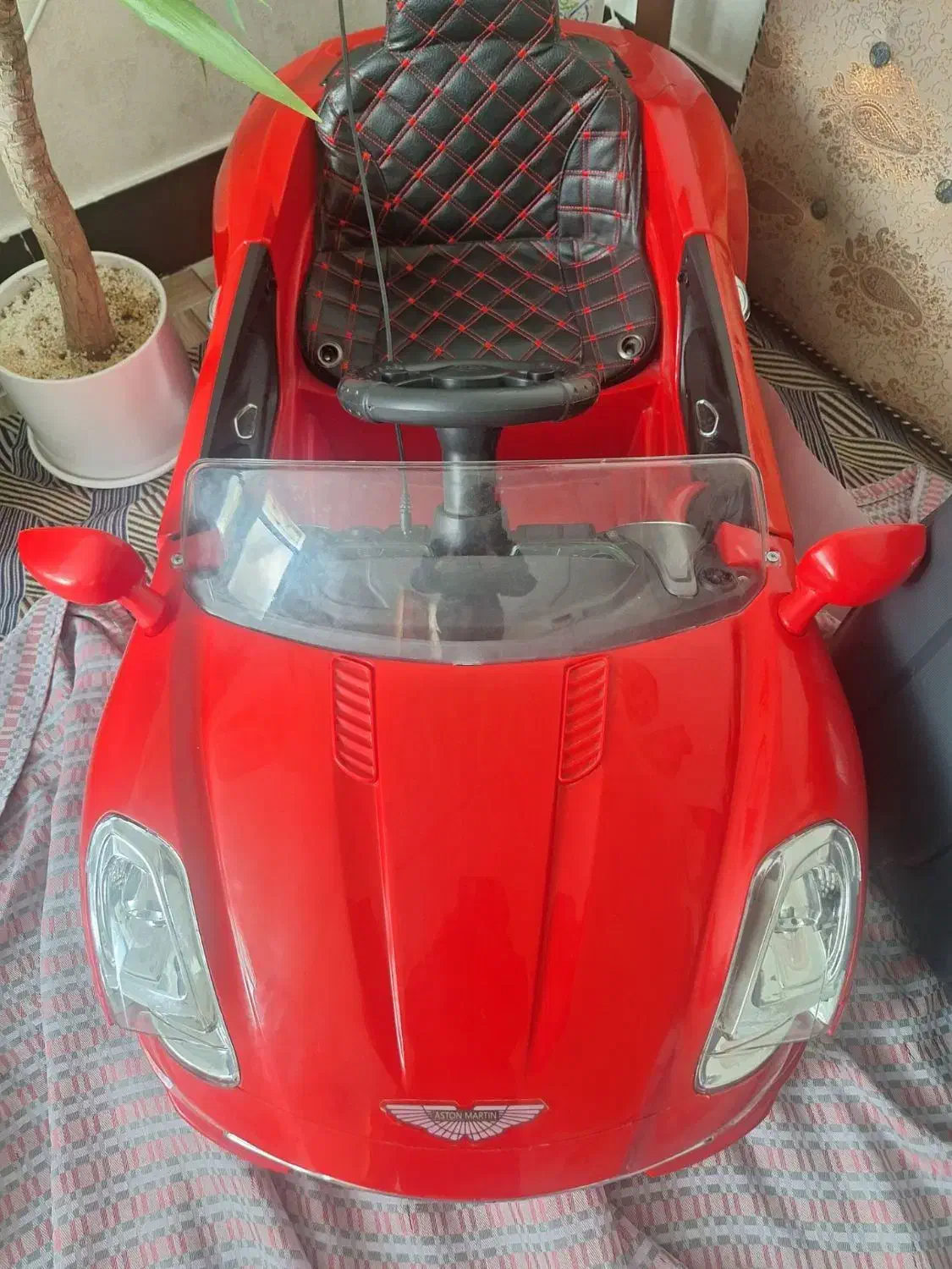 ماشین شارژی|اسباب‌بازی بچه|ساوه, |دیوار