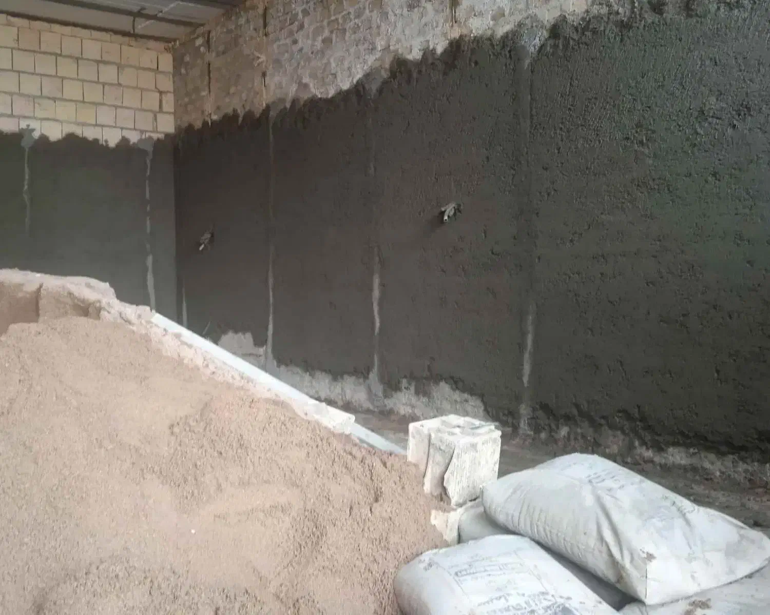 سیمانکاری و نرمه کشی|خدمات پیشه و مهارت|اسلامآباد غرب, |دیوار