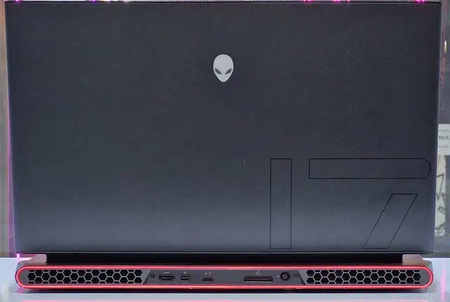 لپ تاپ گیمینگ دل Alienware M17 R4|رایانه همراه|تبریز, |دیوار
