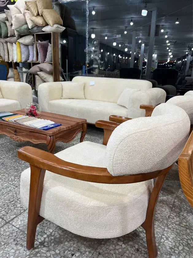 مبل تک مدرن|مبلمان خانگی و میز عسلی|رشت, عینک|دیوار