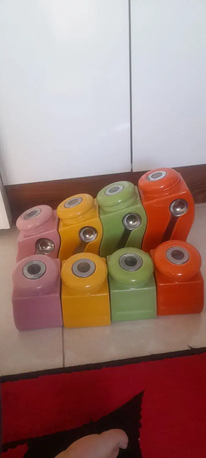 جا ادویه و حبوبات سالم درمیانه|ظروف نگهدارنده، پلاستیکی، یک‌بارمصرف|میانه, |دیوار