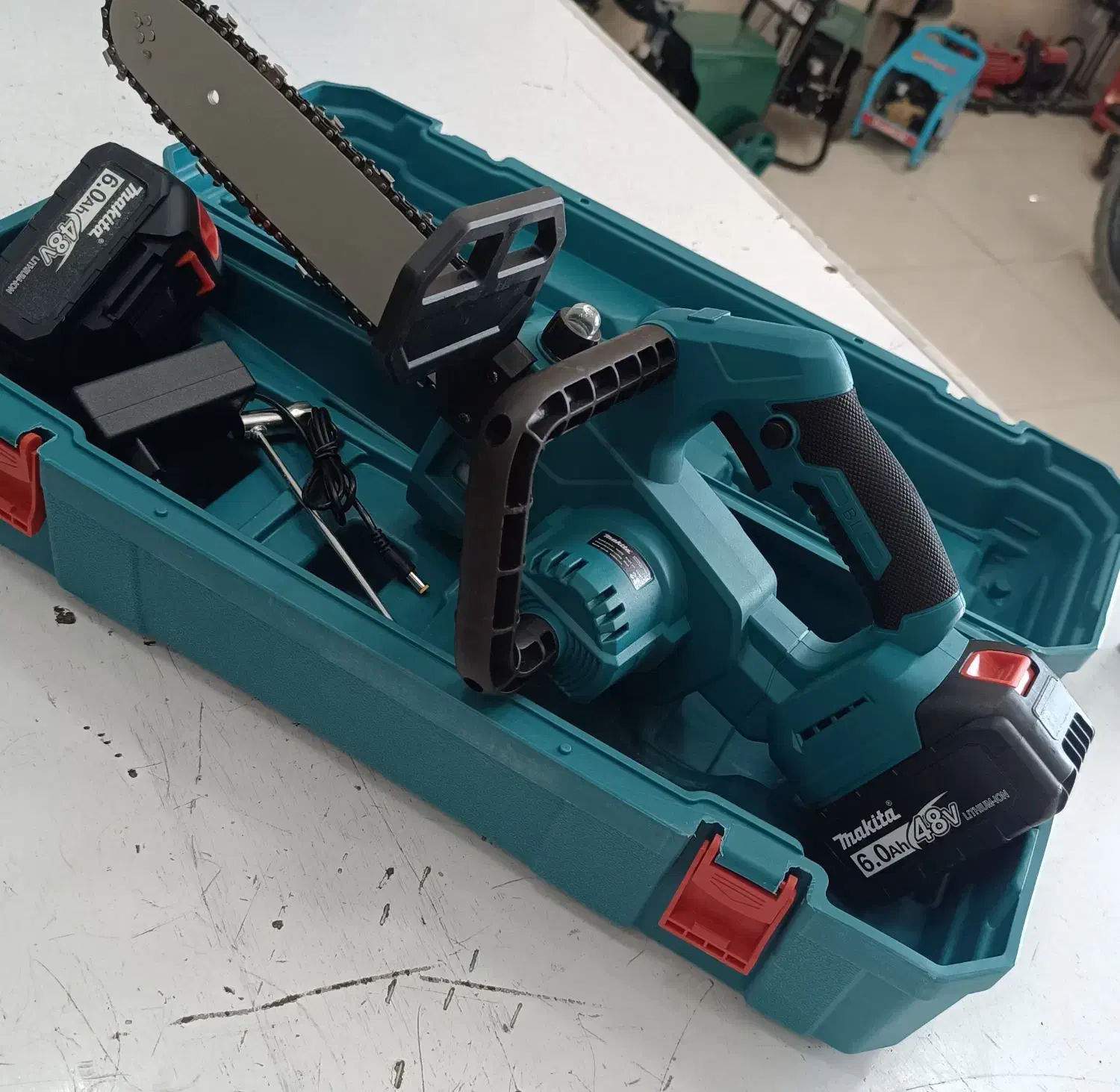 اره شارژی چوب بری ماکیتا Makita ۳۰سانتی|ابزارآلات|شیراز, شهرک رضوان|دیوار