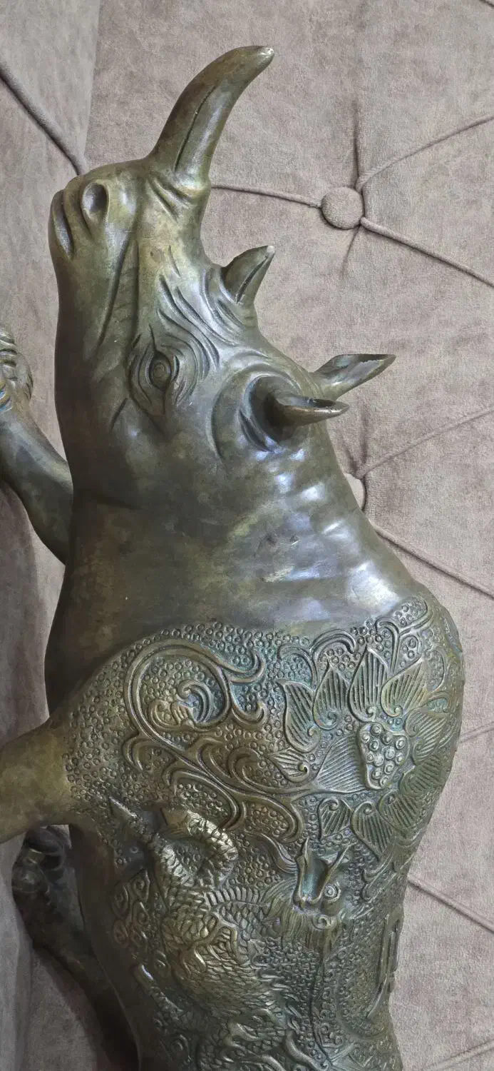 مجسمه کرگدن برنزی|مجسمه، تندیس، ماکت|سقز, |دیوار