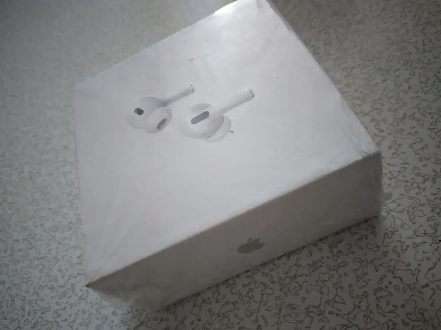 یک عدد سشوار و یک عدد هندزفری بلوتوثی|آرایشی، بهداشتی، درمانی|قم, شهر قائم|دیوار