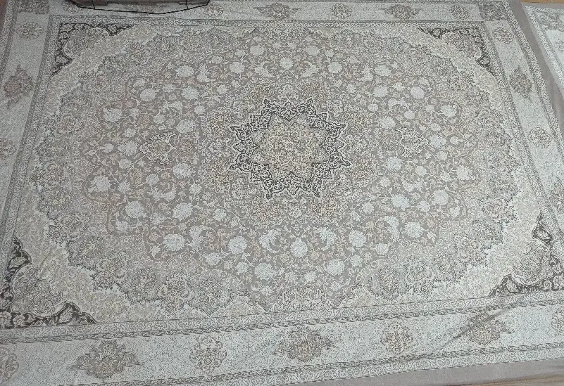 ۳عددروفرشی دورکش و ۹ متری(رنگ قهوه‌ای و نسکافه‌ای)|روفرشی|کرمان, |دیوار