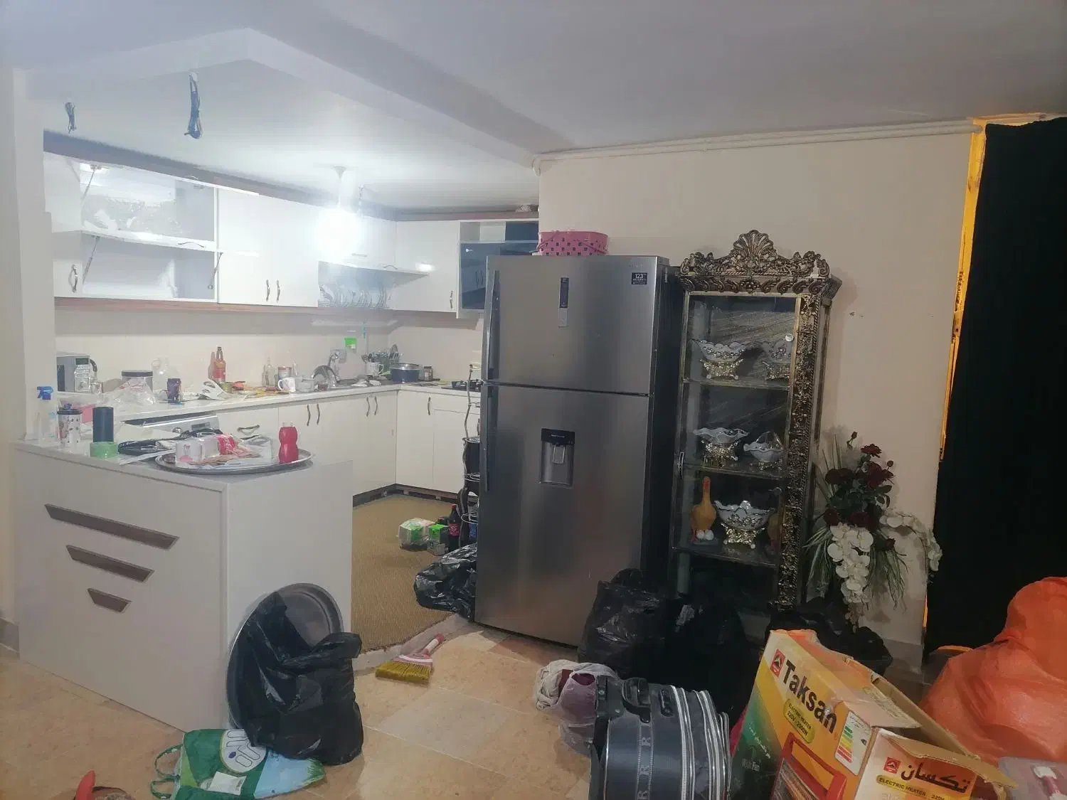 سرویس فرفروژه|تخت و سرویس خواب|گلبهار, شهر جدید گلبهار|دیوار