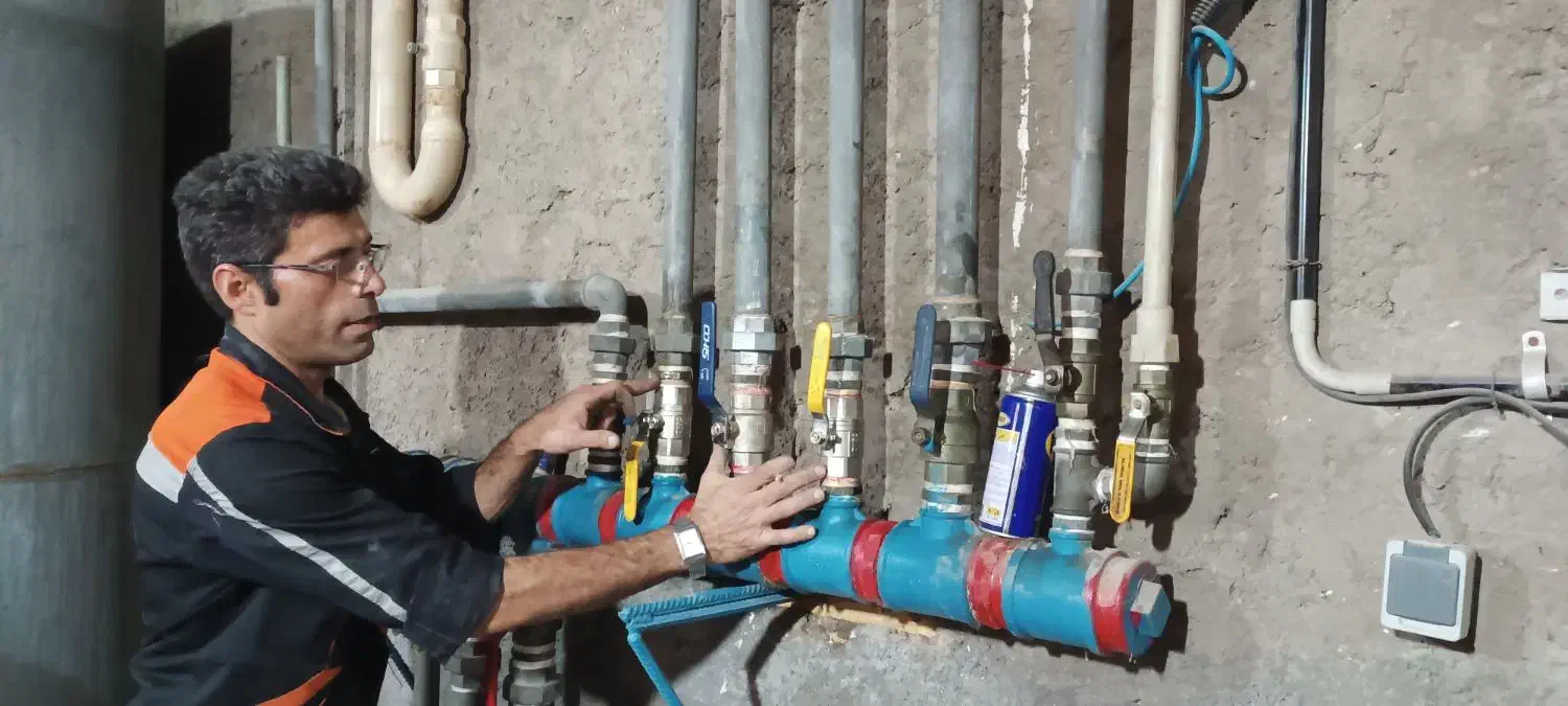 تعمیرات موتورخانه و برق ، لوله کشی ، جوشکاری|خدمات پیشه و مهارت|یزد, |دیوار