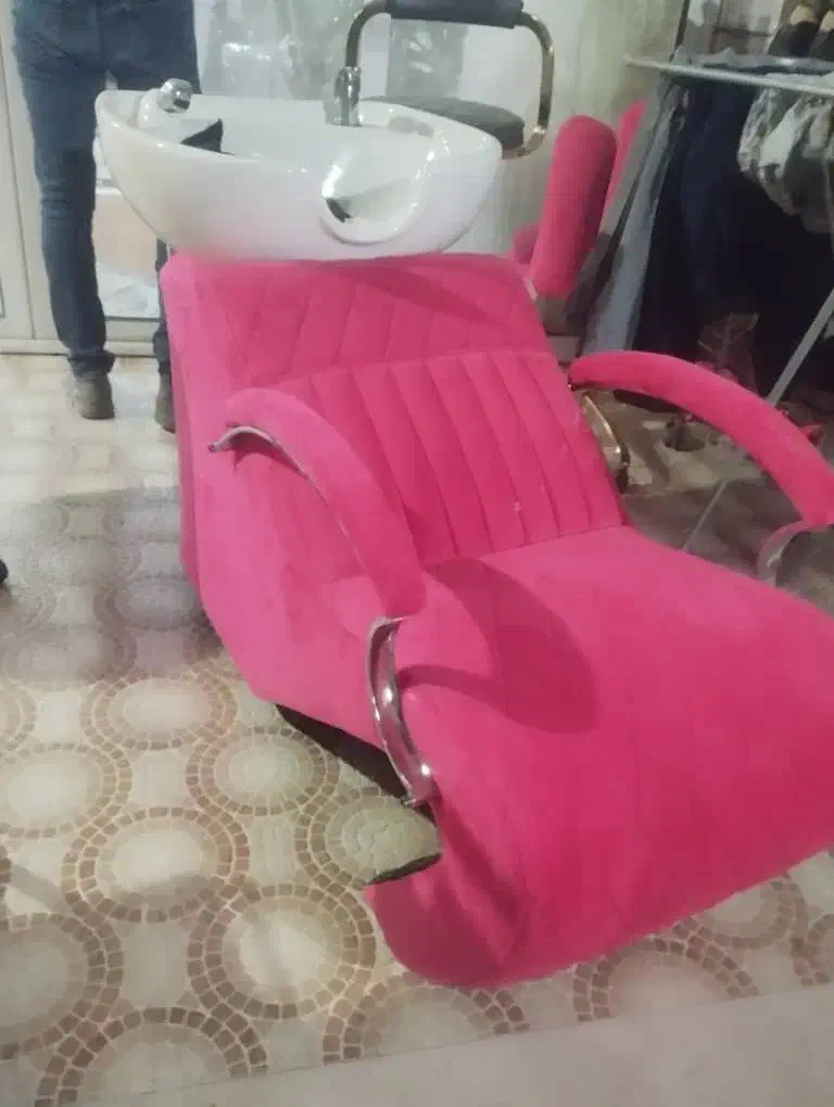 فروش لوازم آرایشگاه به صورت تکی هم بفروش میرسد|آرایشگاه و سالنهای زیبایی|فلاورجان, |دیوار