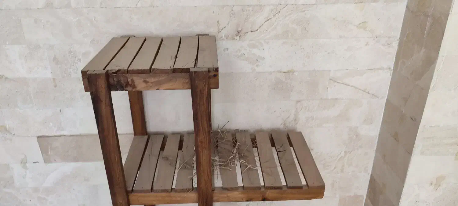 استند گل چوبی کاملا سالم و نو|گل و گیاه طبیعی|اصفهان, طامه|دیوار