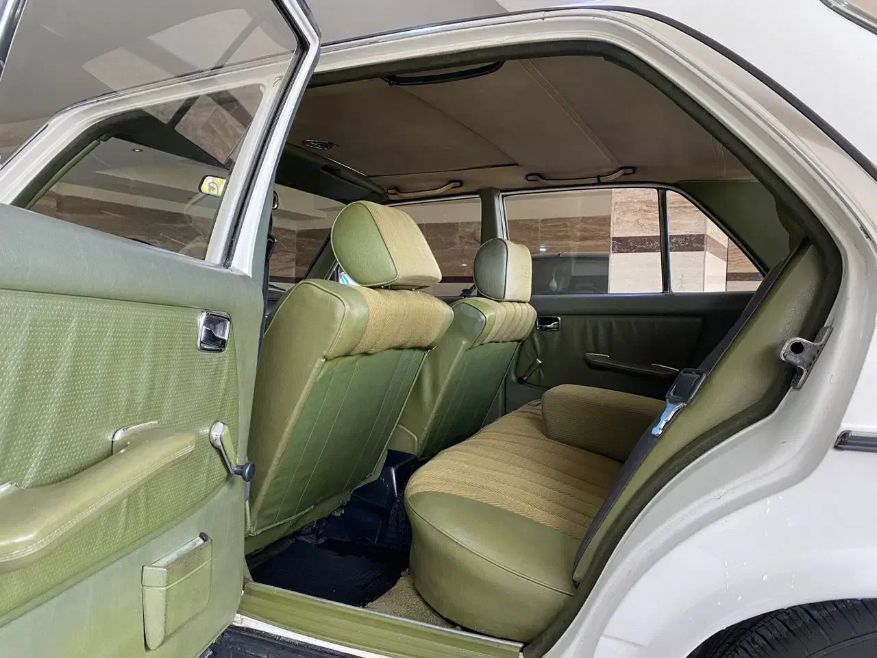 بنز  ۲۳۰ دانشجویی|خودرو کلاسیک|تهران, حکیمیه|دیوار