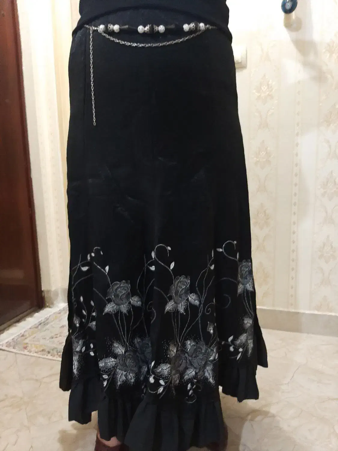 تعدادی مانتو و دامن زنانه نو مناسب سایز ۴۶و ۴۸|لباس|نظرآباد, نظرآباد|دیوار