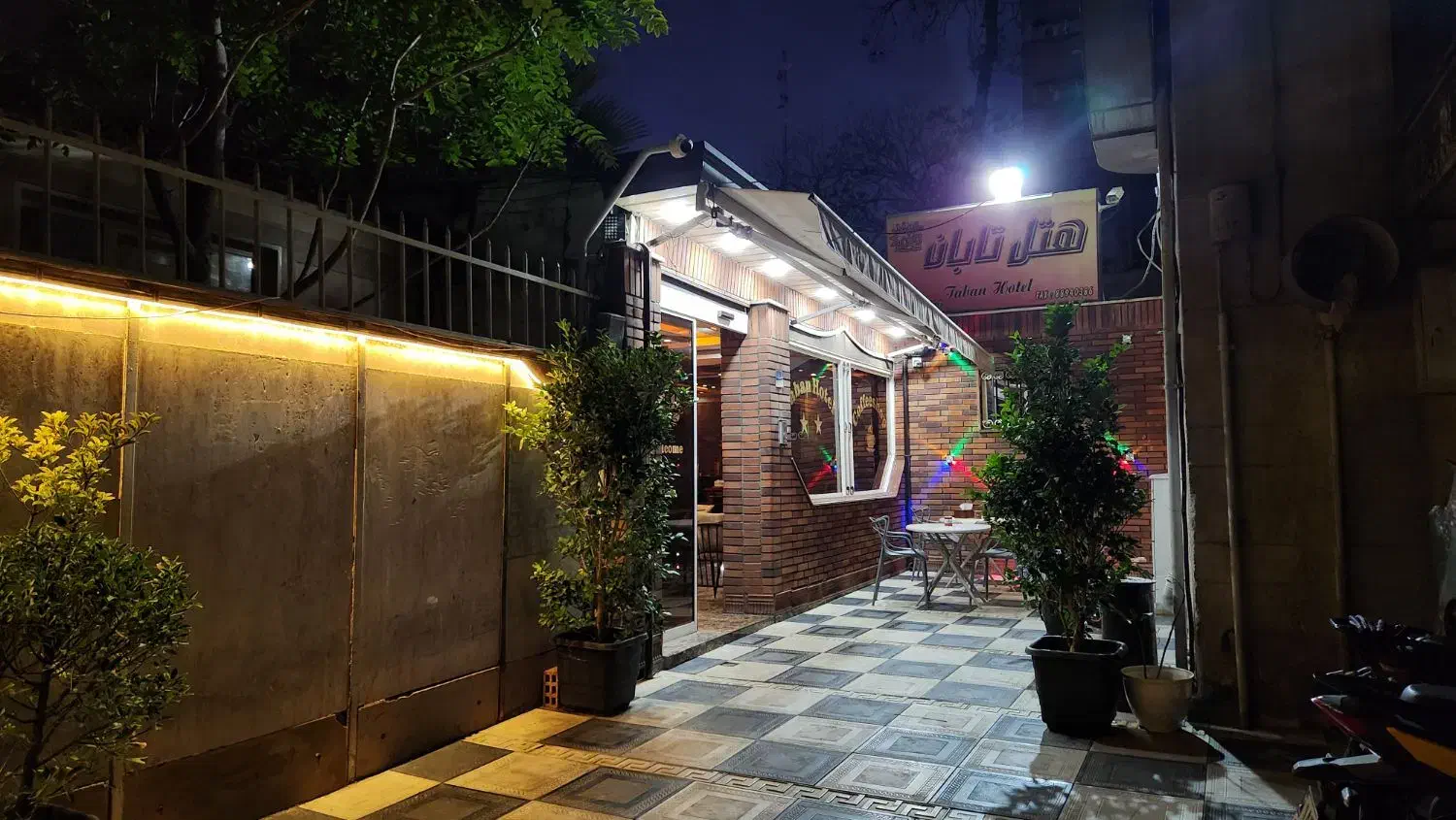 اجاره سوئیت هتل منزل روزانه و ماهانه|اجارهٔ کوتاهمدت آپارتمان و سوئیت|تهران, نجات اللهی|دیوار