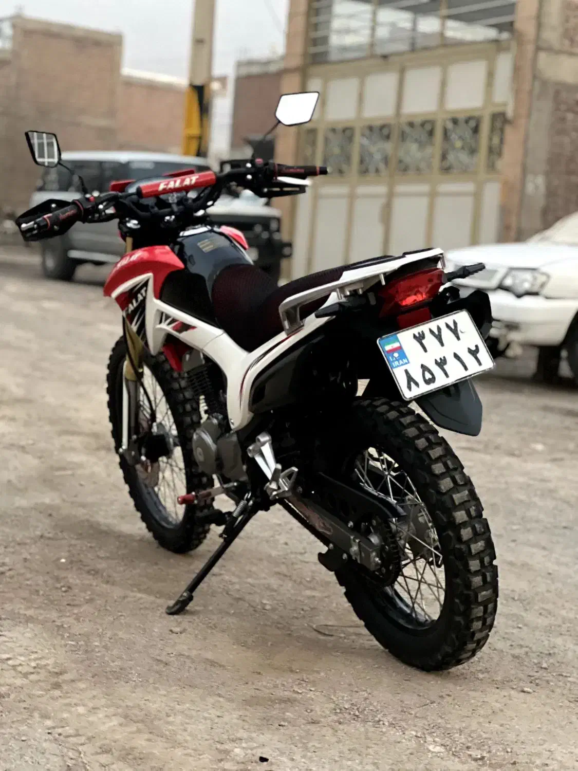 فلات طرح سی آر اف ۲۰۰|موتورسیکلت|مهاباد (آذربایجان غربی), |دیوار