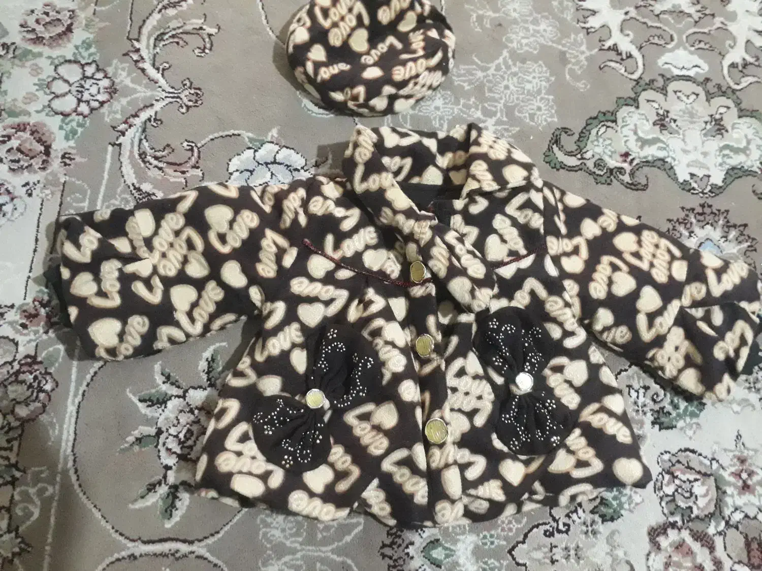 تعدادی سرهمی و کاپشن   شنل|کفش و لباس بچه|ماهدشت, |دیوار