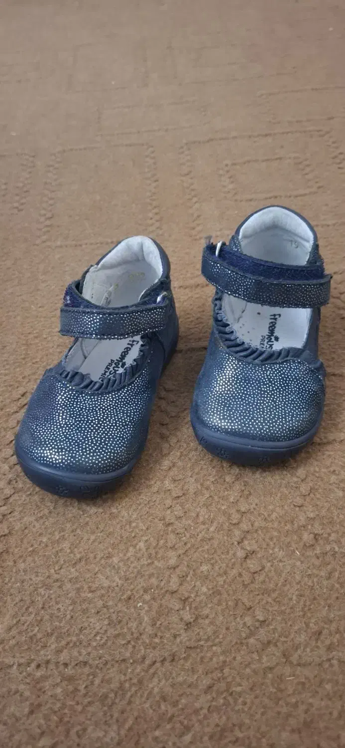 کفش کودک|کفش و لباس بچه|فردیس, نگارستان|دیوار