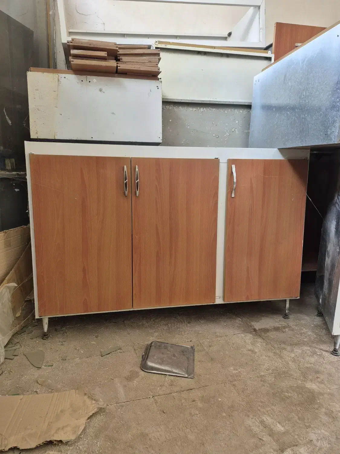 کابینت فلزی درحد نو|مصالح و تجهیزات ساختمان|سبزوار, قصبه اب یمین|دیوار