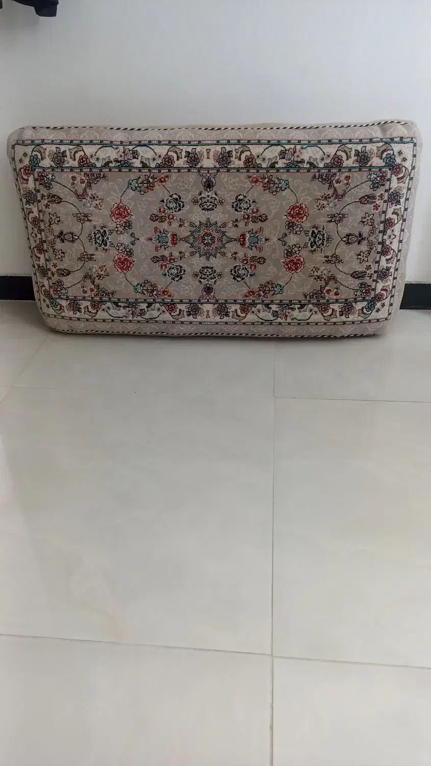 پشتی|فرش|نهاوند, |دیوار
