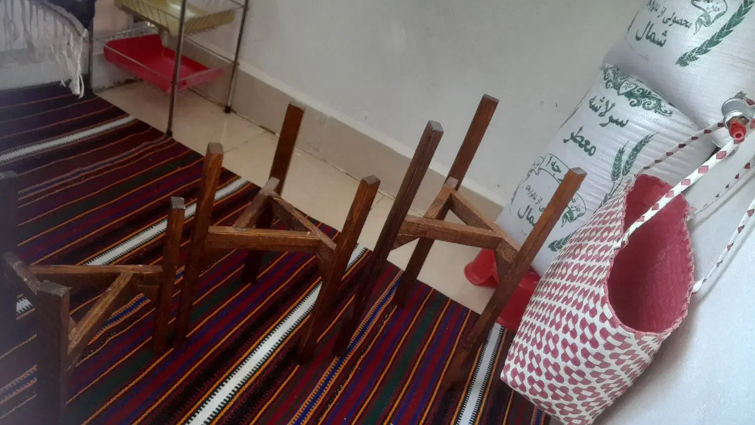 پایه گلدان چوبی|گل و گیاه طبیعی|هشتگرد, تهران دشت|دیوار