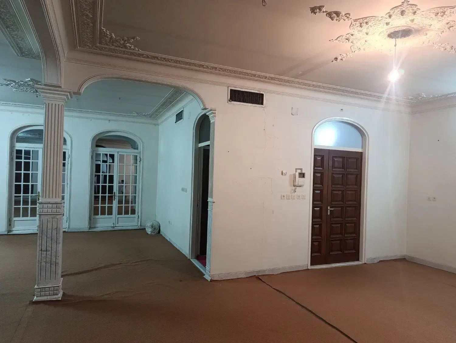 ویلایی 300 متری زنبیل اباد|اجارهٔ خانه و ویلا|قم, زنبیل آباد|دیوار