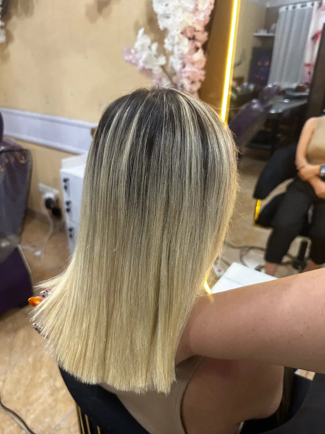 بمناسبت بلکفرایدی پروتئین و کراتین|خدمات آرایشگری و زیبایی|رشت, معلم|دیوار