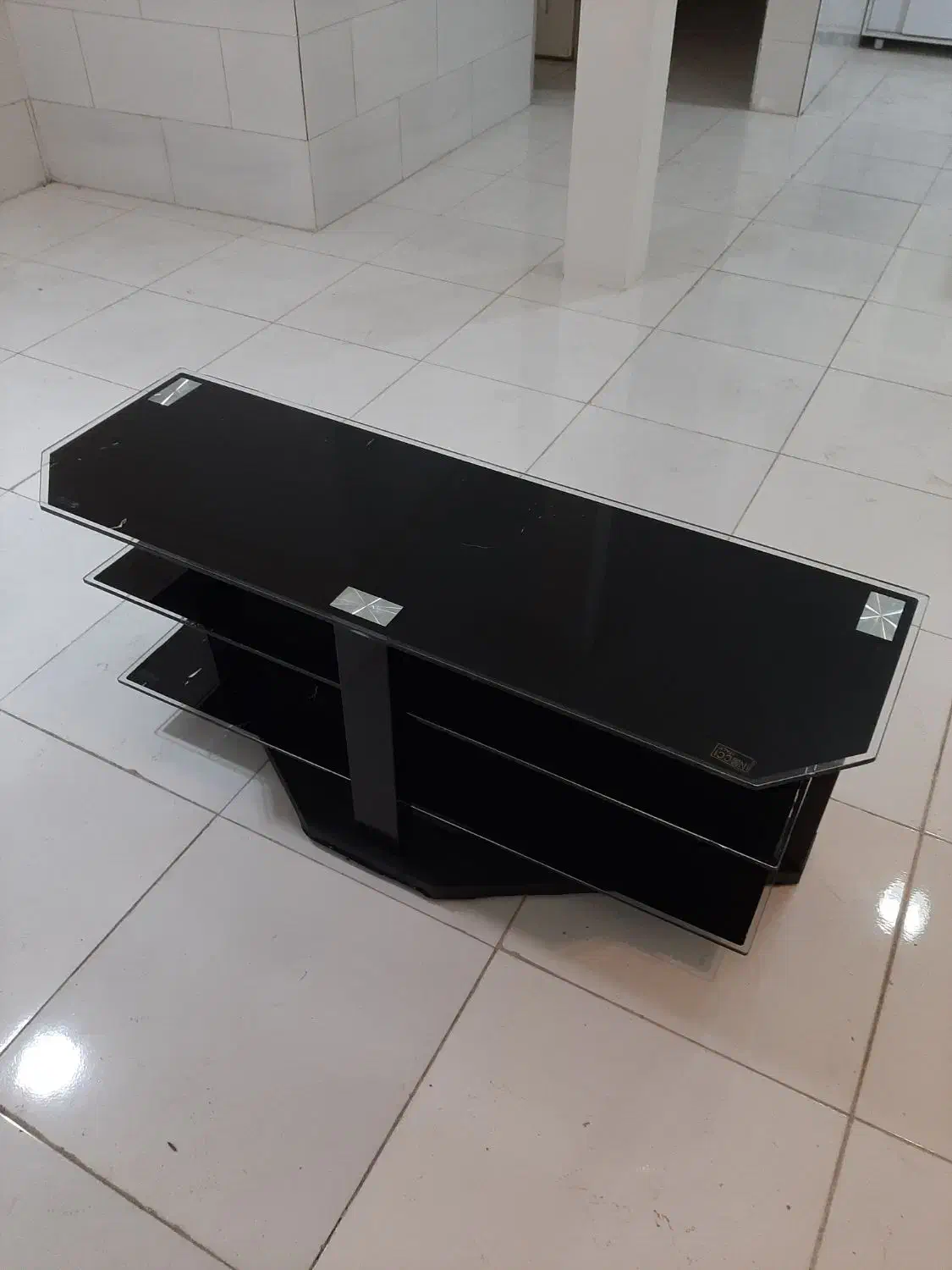 میز زیر تلویزیون|میز تلویزیون|کرج, شهرک امام رضا (ع)|دیوار