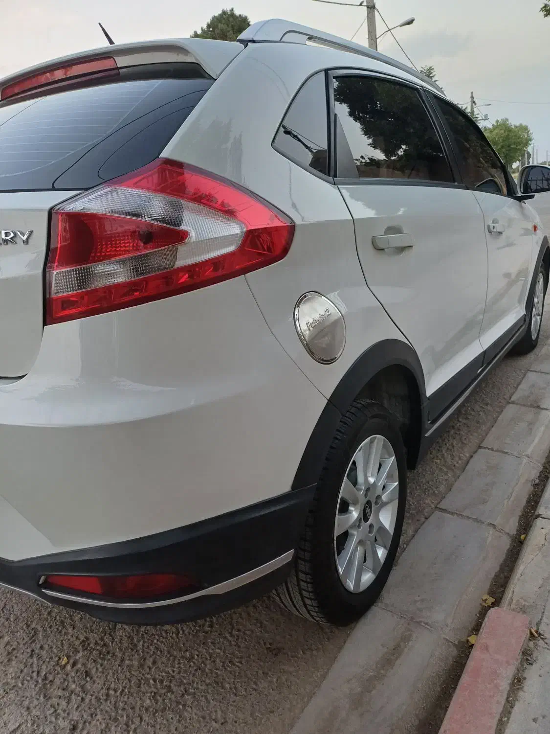 ام وی ام ۳۱۵ اکسلنت در حد|خودرو سواری و وانت|ورامین, ورامین|دیوار