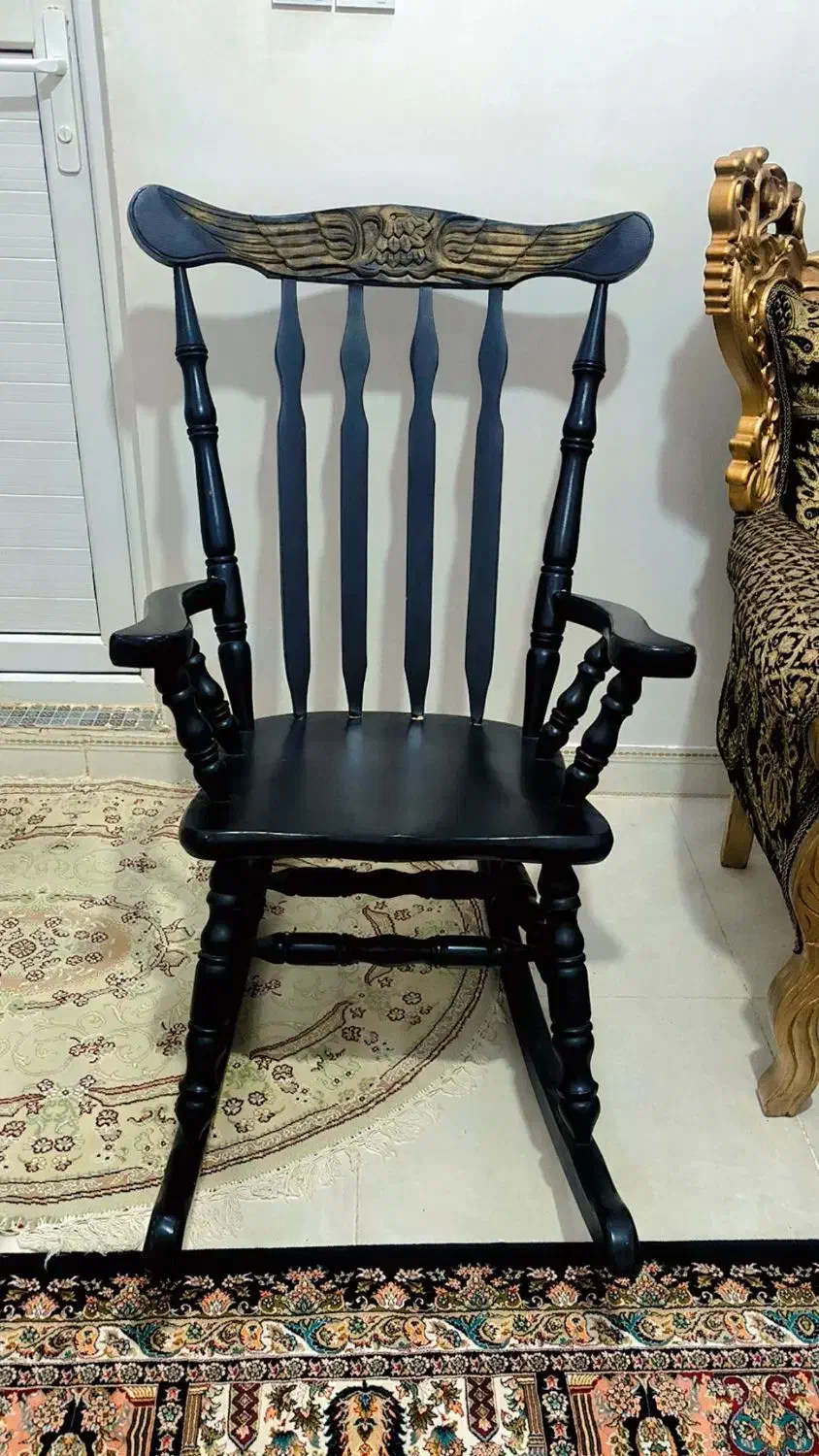 صندلی چوبی|صندلی و نیمکت|چابهار, |دیوار