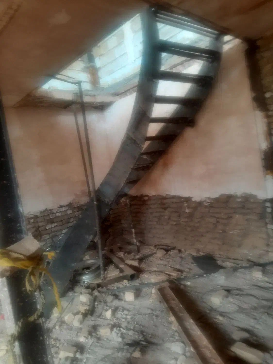 پله|مصالح و تجهیزات ساختمان|سبزوار, چهارراه فرودگاه|دیوار