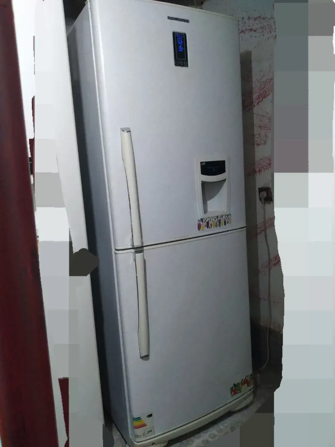 یخچال فریزربدون برفک فابریک به شرط تعمیرکارخودتون|یخچال و فریزر|تربت جام, جامرود|دیوار