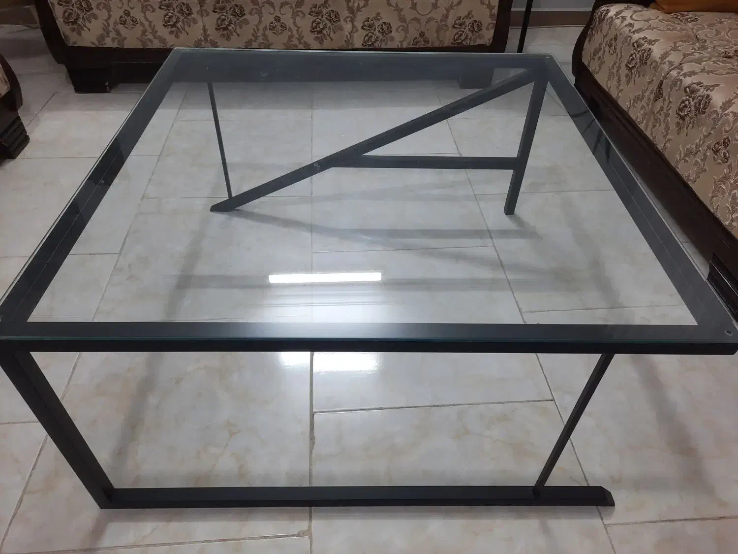 میز|مبلمان خانگی و میز عسلی|نیشابور, گمنام غربی|دیوار