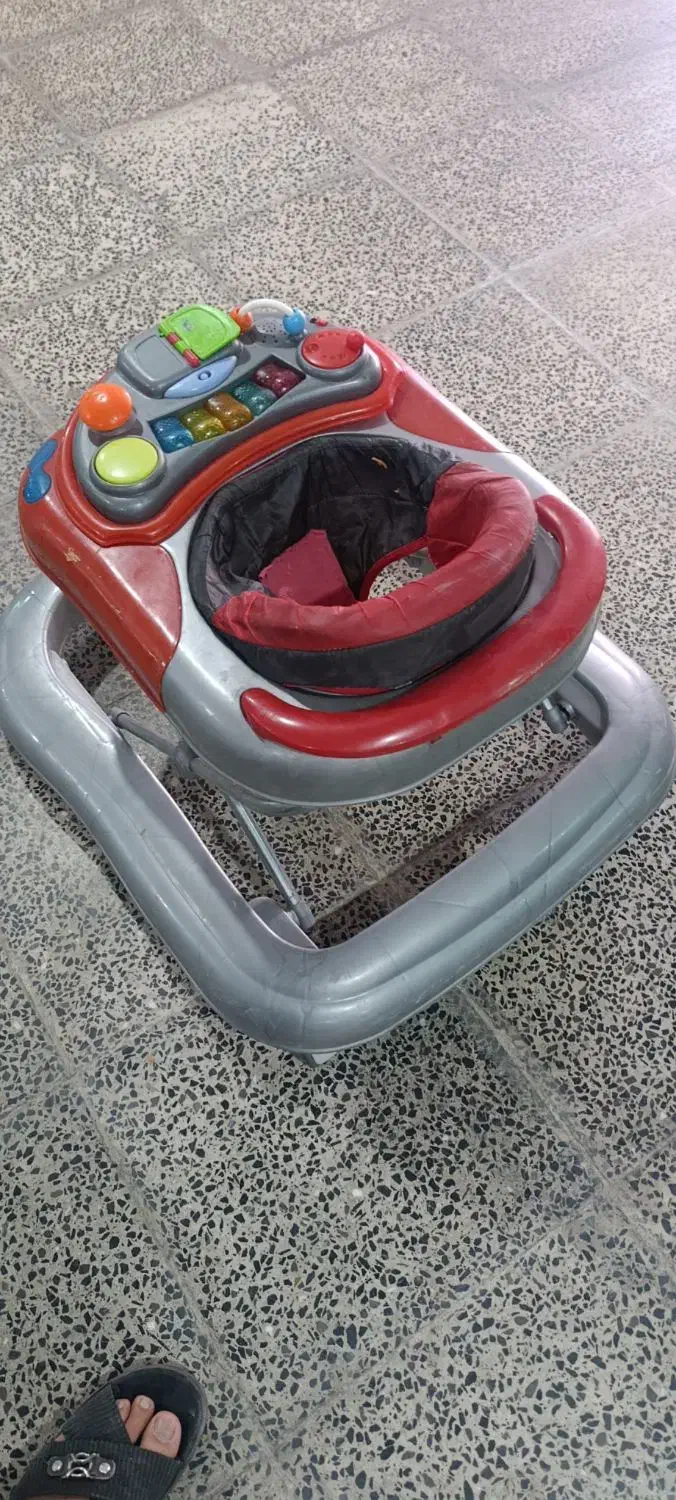 روروک|کالسکه و لوازم جانبی|شیراز, سرو|دیوار