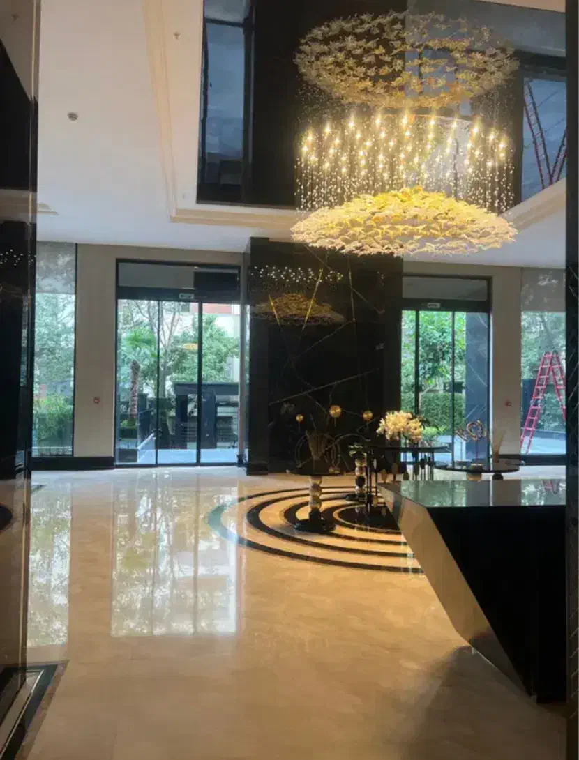 ۹۵ متر فول نوساز بدون مشابه تاپ لوکیشن