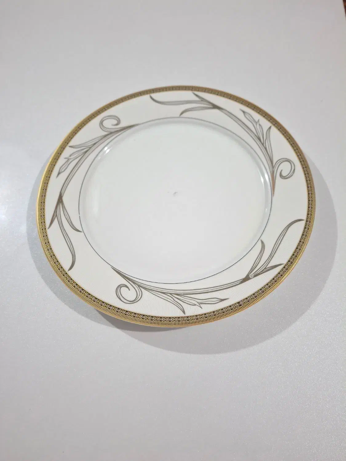 پیشدستی و بشقاب چینی|ظروف سرو و پذیرایی|اردبیل, |دیوار