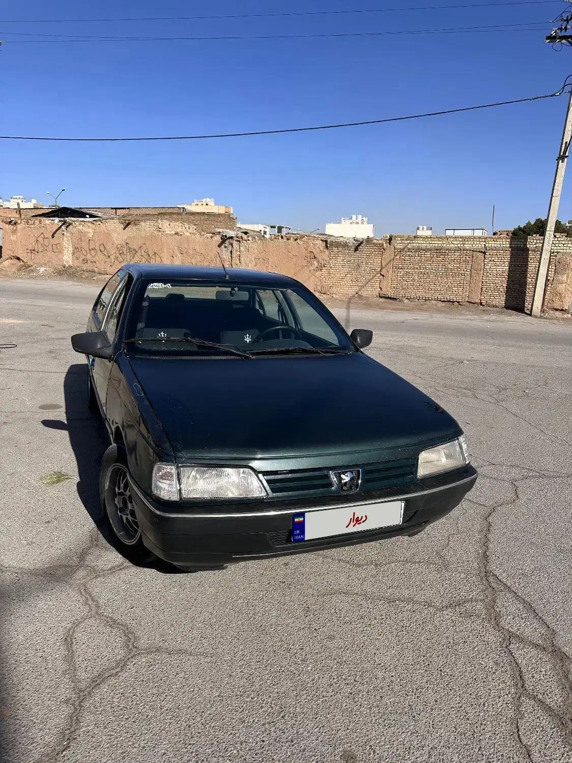پژو۴۰۵مدل۸۳|خودرو سواری و وانت|اصفهان, کشاورزی|دیوار
