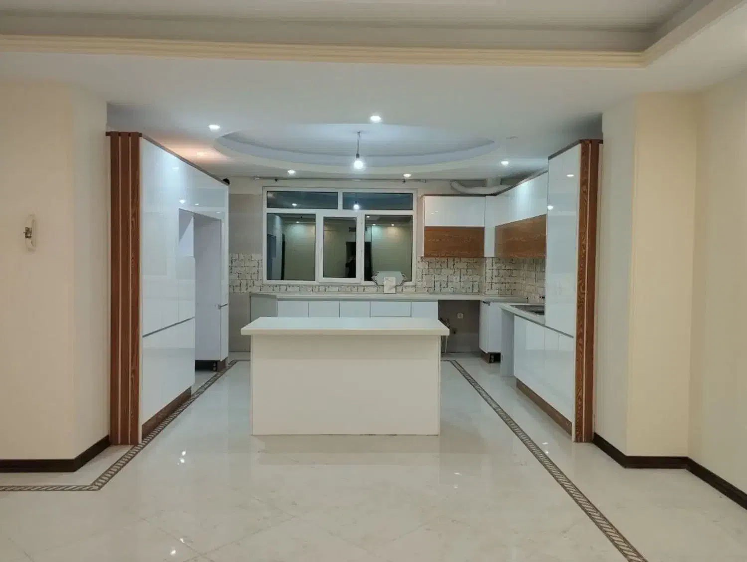 آپارتمان ۱۲۴ متری ایران زمین فاز یک|فروش آپارتمان|اسلام‌شهر, شهرک انبیا|دیوار