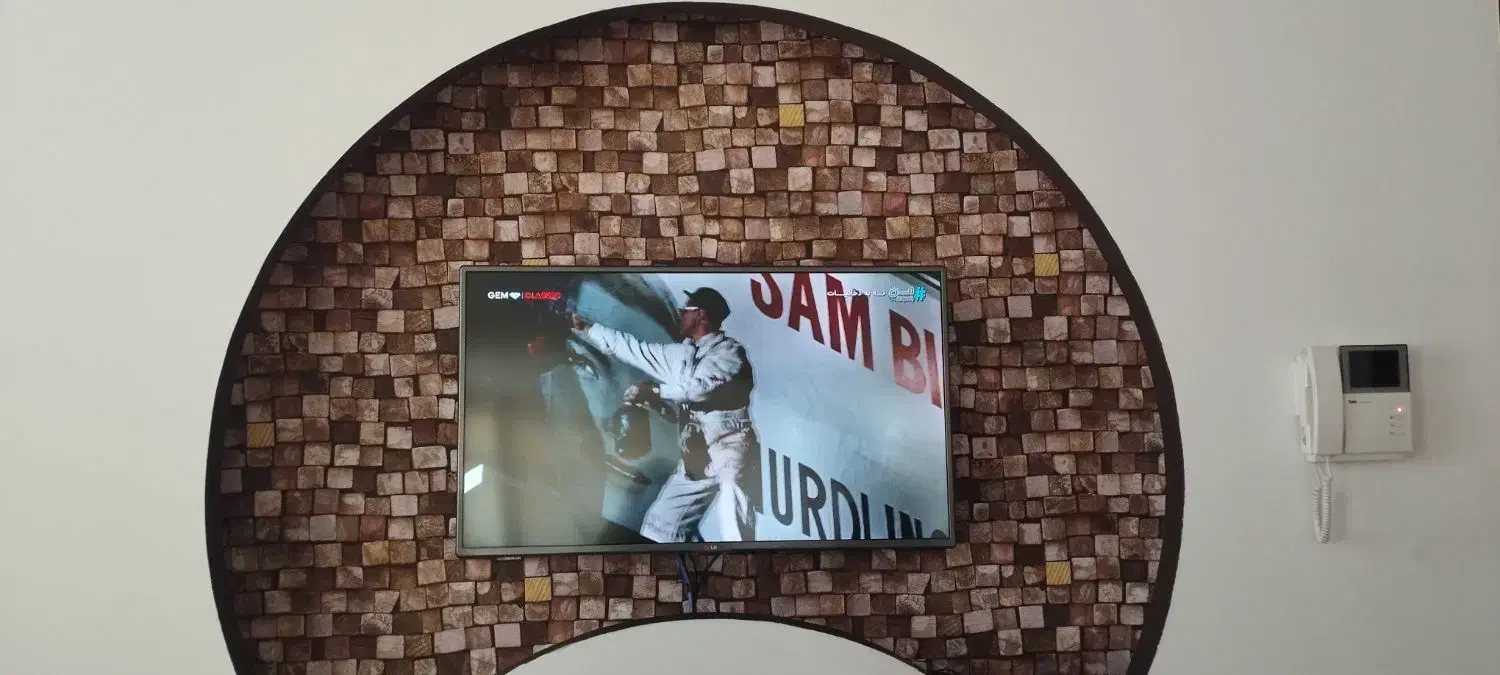 تلویزیون ال جی اصل کره ای ۴۲ اینج|تلویزیون و پروژکتور|سنندج, |دیوار