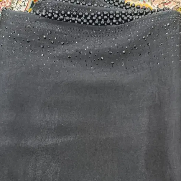 تعدادی شال نو|لباس|شیراز, نصر|دیوار