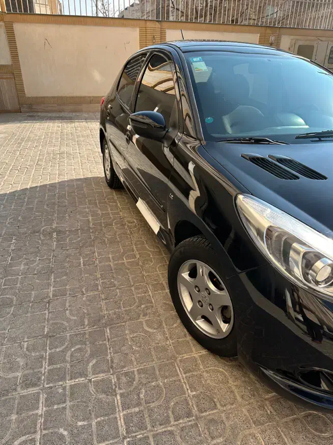 پانا در حد ۱۴۰۲ مشکی ابنوس 207|خودرو سواری و وانت|مشهد, هفت تیر (آب و برق)|دیوار