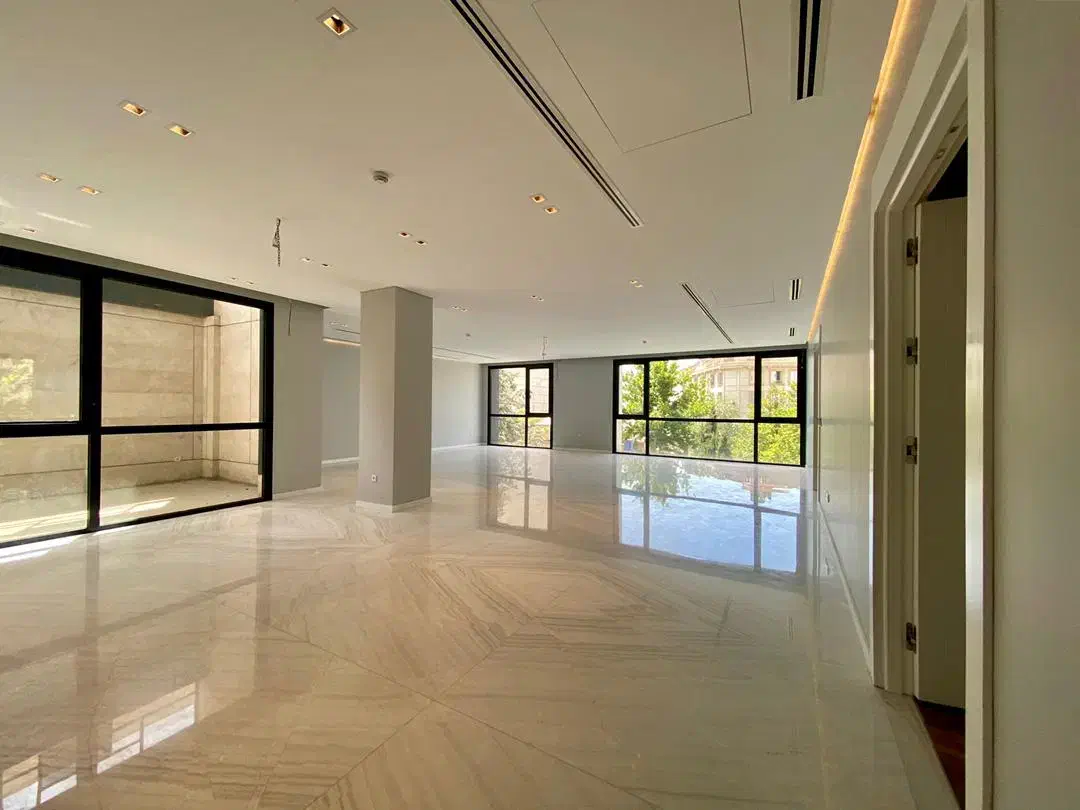 اجاره اپارتمان ۱۳۰ متری / دو خواب