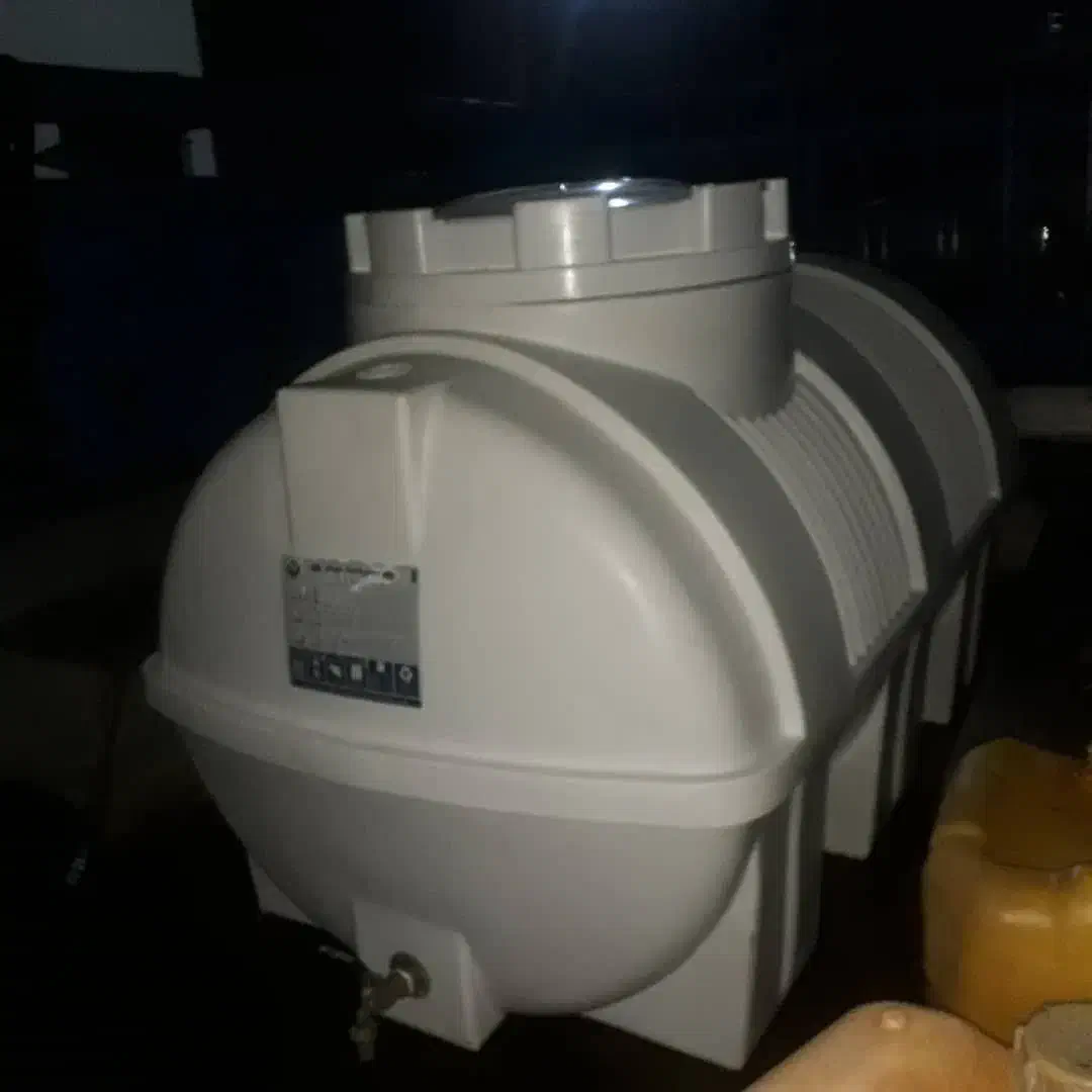 منبع آب پلاستیکی ۵۰۰ لیتری|مصالح و تجهیزات ساختمان|ساری, |دیوار