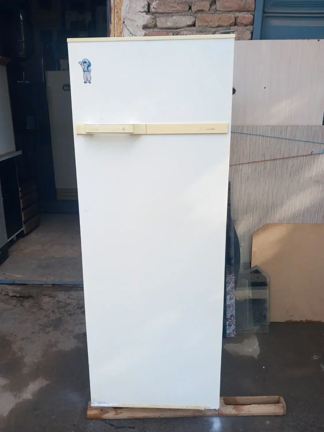 یخچال قدیمی سالم|یخچال و فریزر|مرند, |دیوار