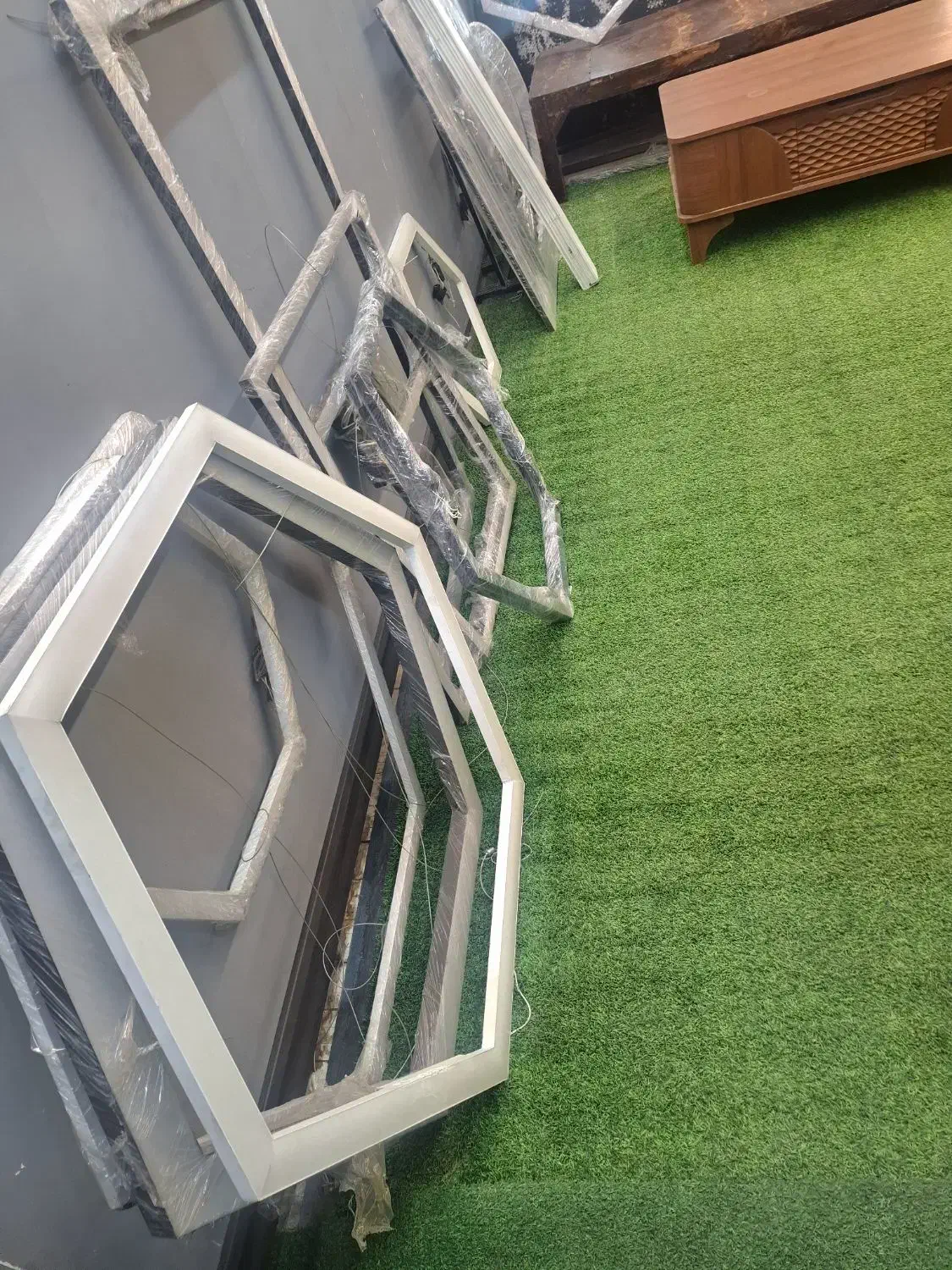 فروش لاین نوری نصب قرنیز نوری نصاب و برش چراغ خطی|ریسه و چراغ تزئینی|تهران, سنائی|دیوار