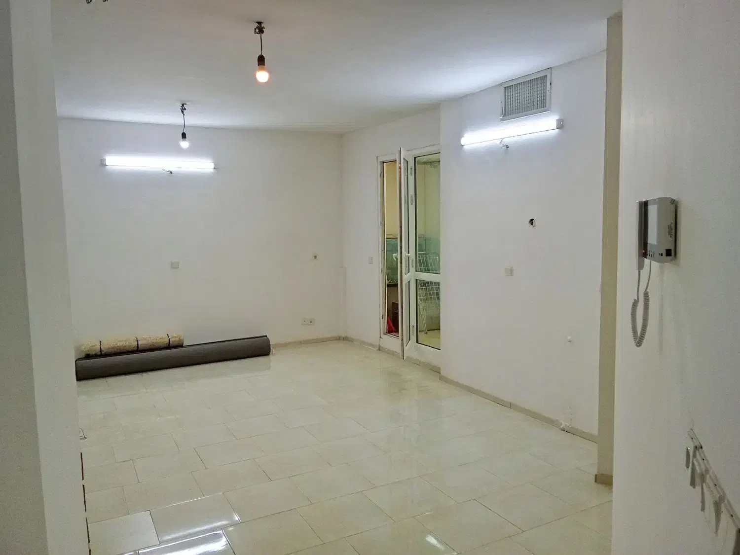 مهرگان طبقه دوم دوخوابه نو|فروش آپارتمان|محمدیه-قزوین, |دیوار