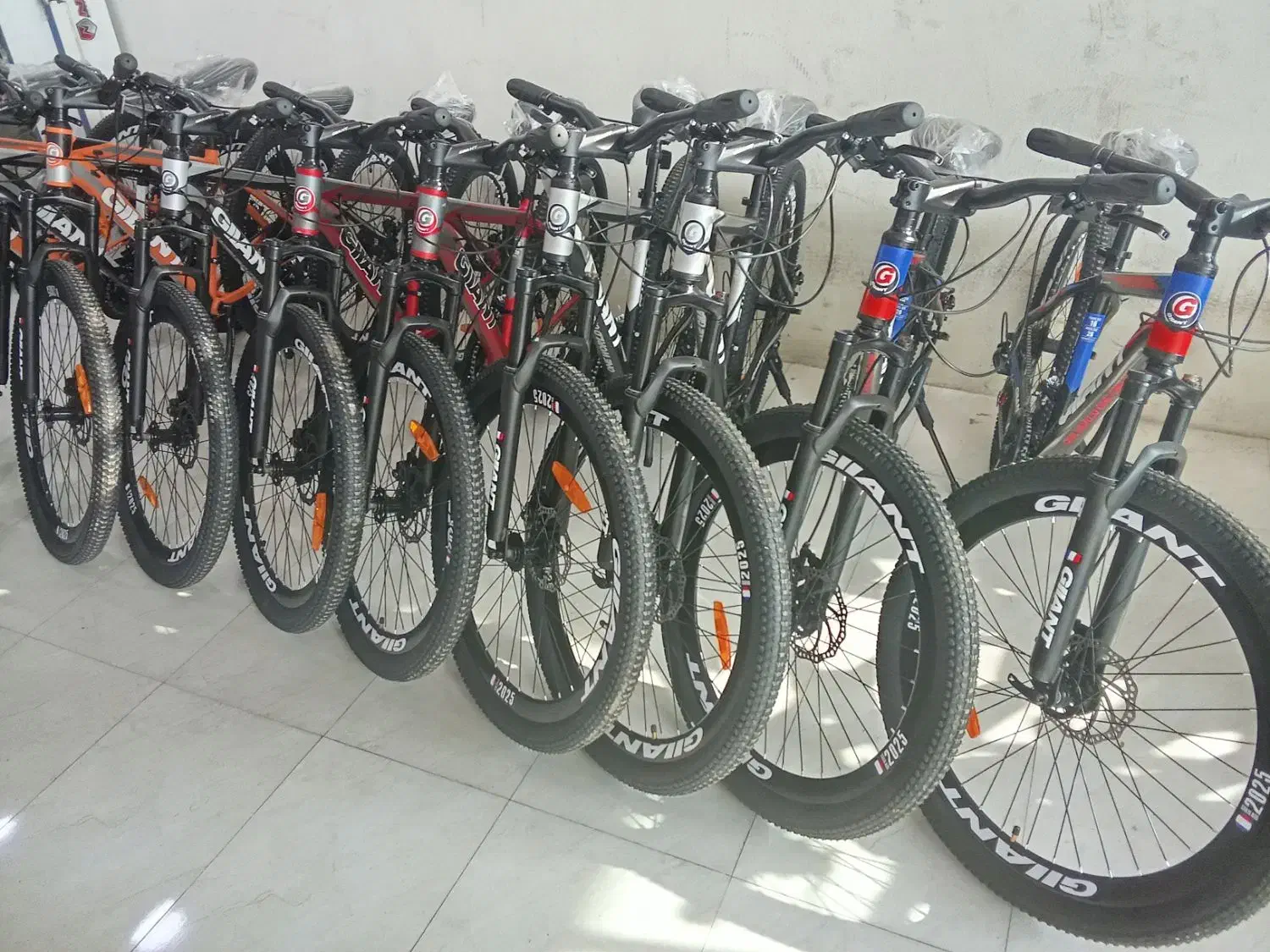 دوچرخه حرفه ای آلمینیوم طوقه 5ثانت|دوچرخه، اسکیت، اسکوتر|خشکبیجار, |دیوار