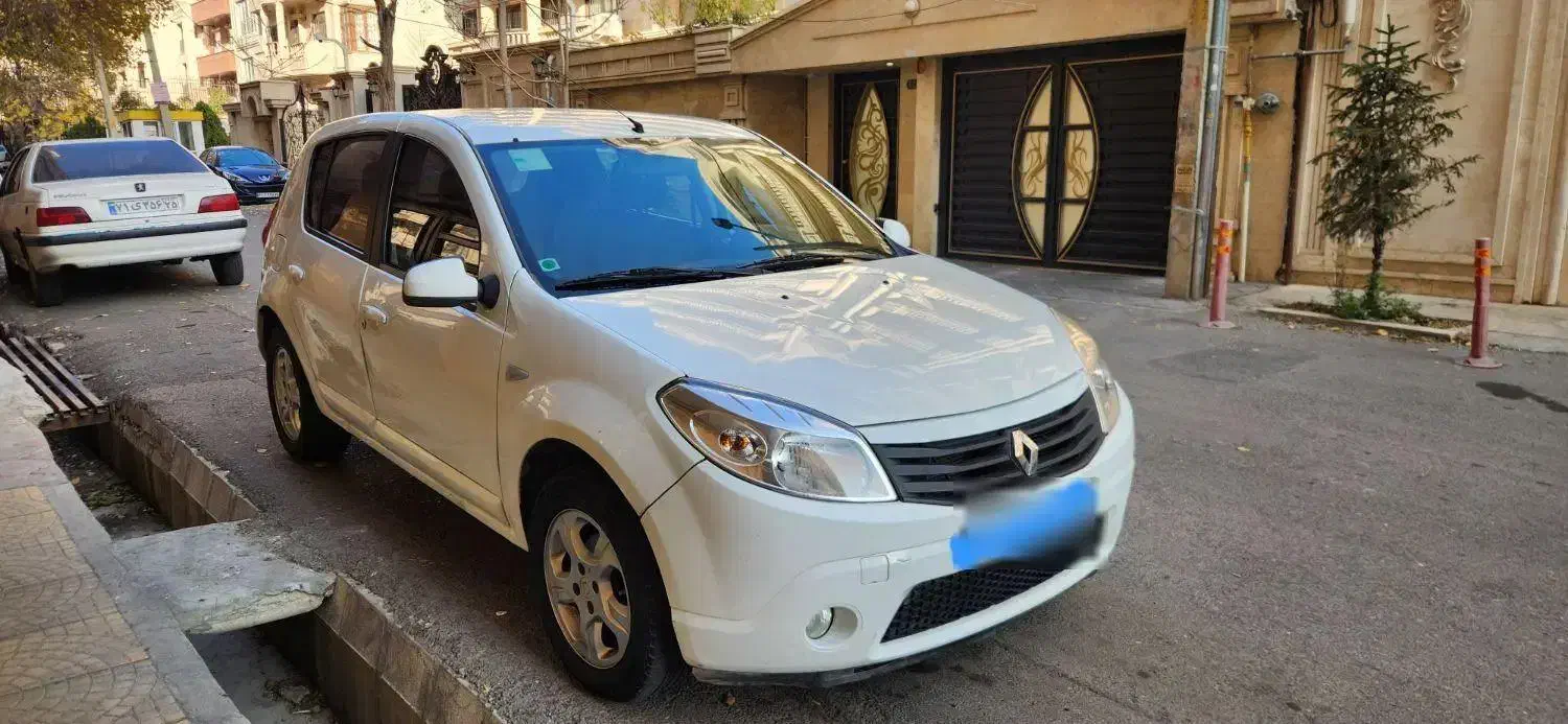 ساندرو اتوماتیک ۹۶|خودرو سواری و وانت|تبریز, |دیوار