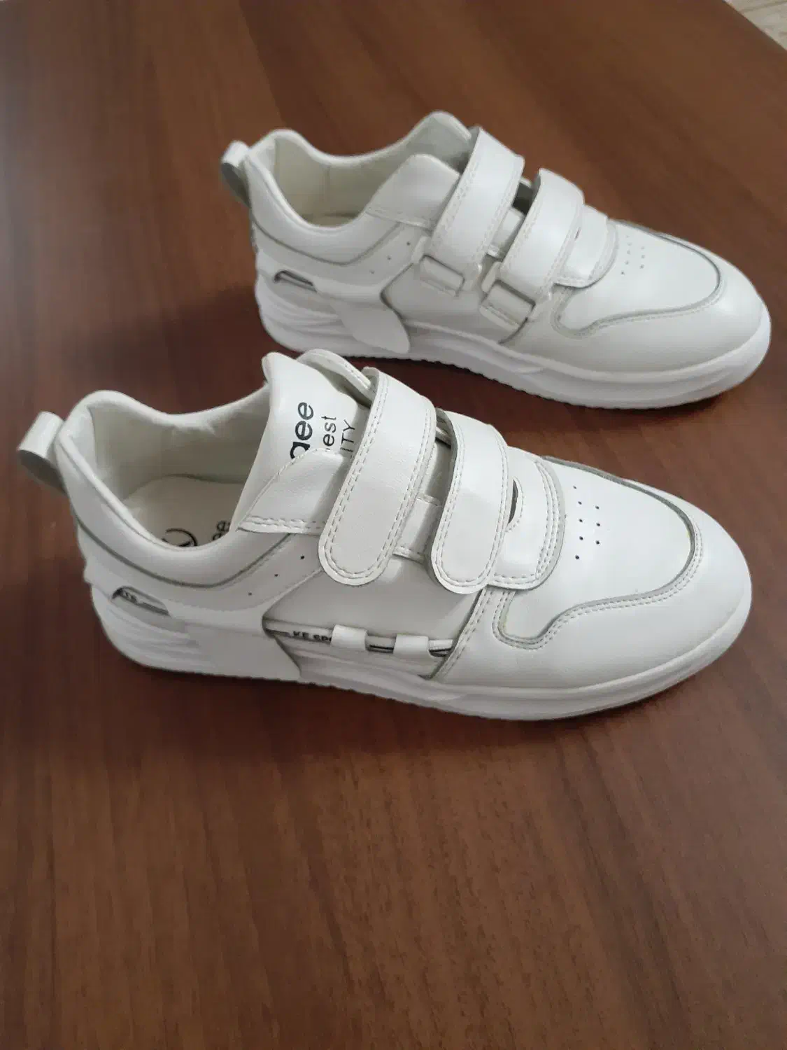 کفش اسپرت|کیف، کفش، کمربند|سبزوار, قصبه غربی|دیوار