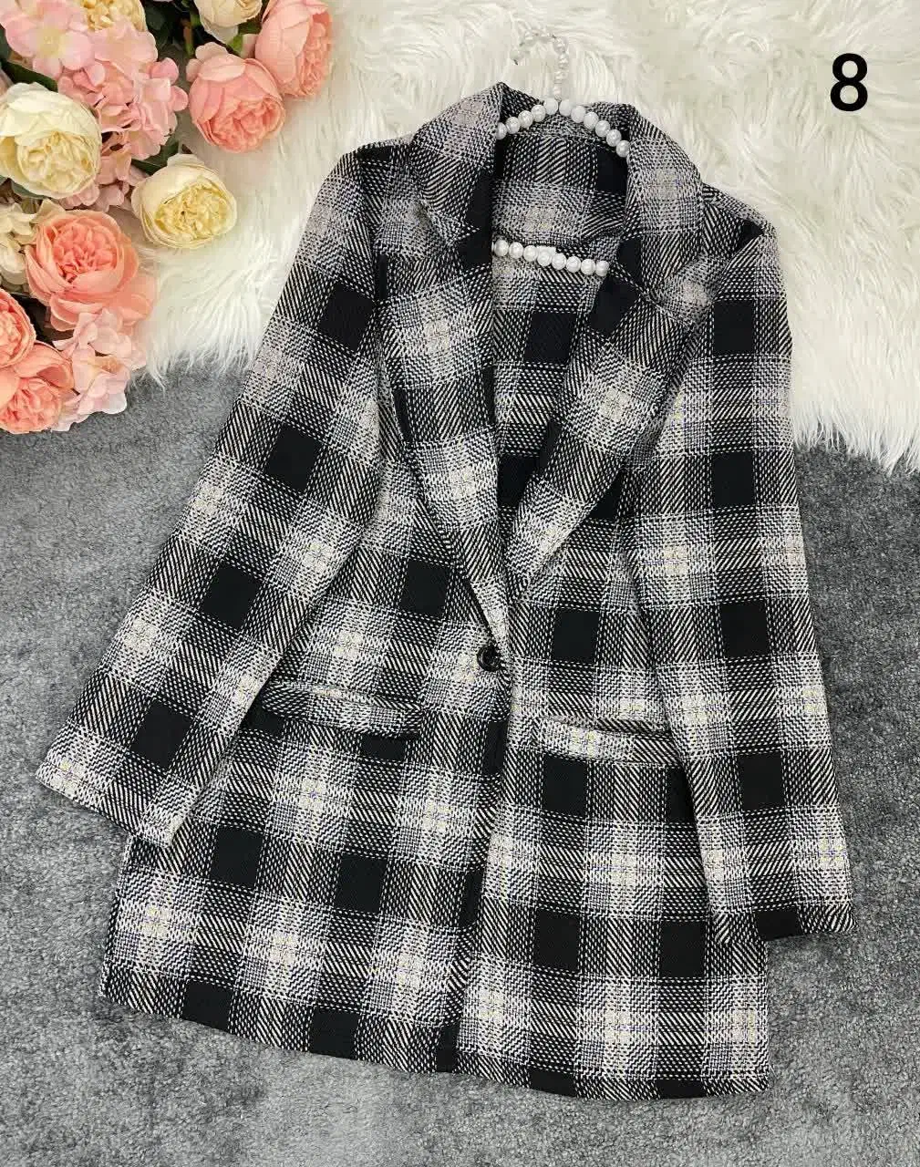 کت پاییزه|لباس|دماوند, دماوند|دیوار