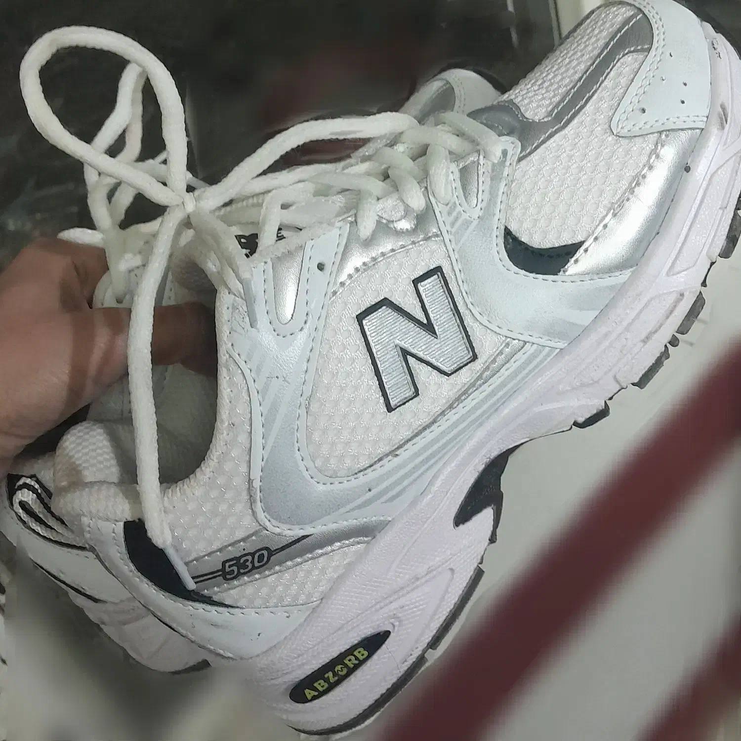 نیوبالانس ۵۳۰ زنانه|کیف، کفش، کمربند|اصفهان, باغ فدک|دیوار