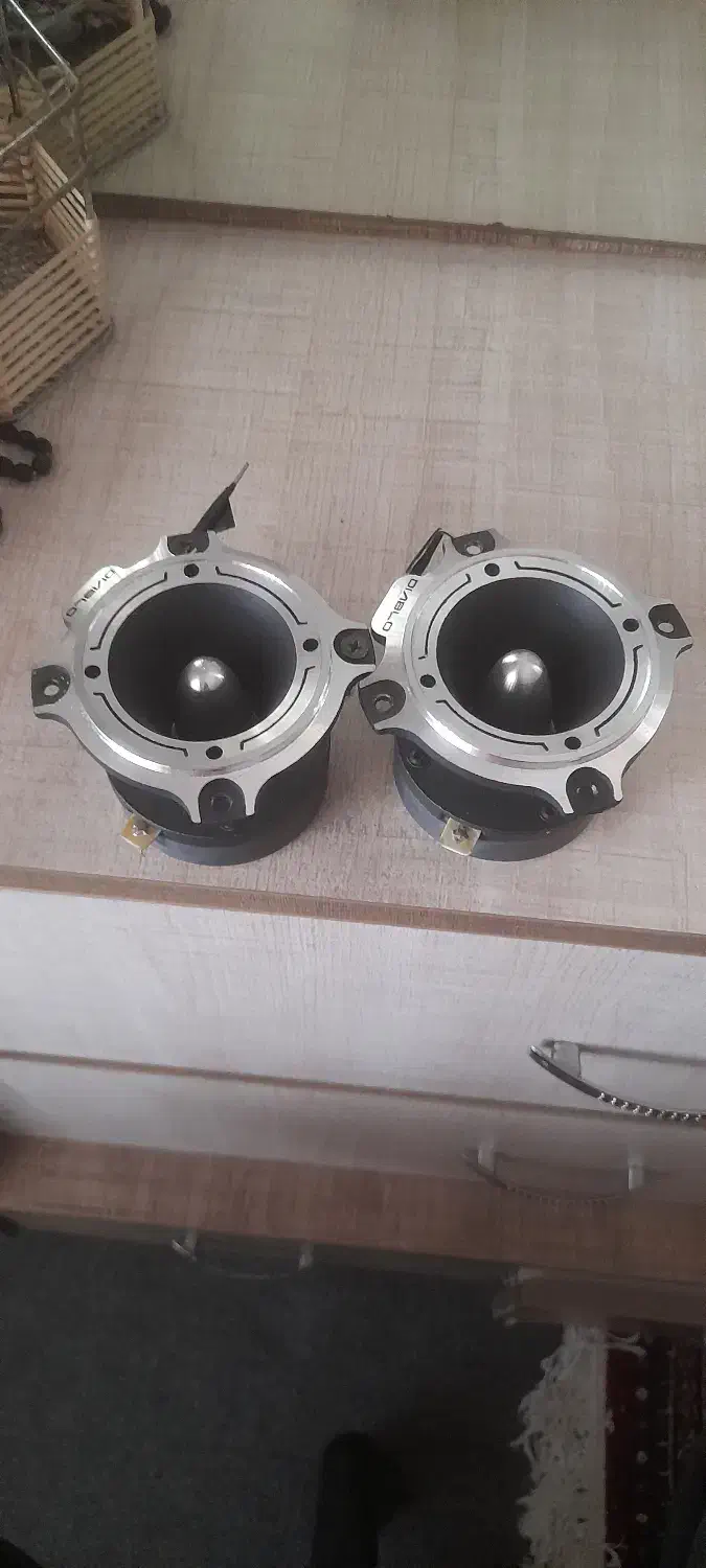 توی تر نوع آک بند|قطعات یدکی و لوازم جانبی|رشت, حومه رشت|دیوار