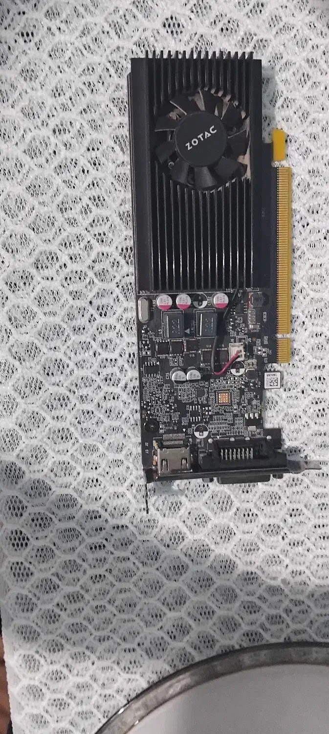 گرافیک 2 گیگ GT1030 ddr5 zotac|قطعات و لوازم جانبی رایانه|فردیس, سرحدی|دیوار